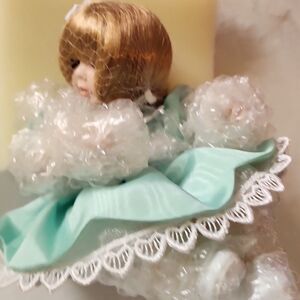 NIB Marie Osmonds Porcelain Doll Mommy's Girl Tiny Tot Hand Numbered